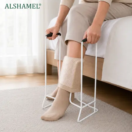 أداة مساعدة لارتداء الجوارب